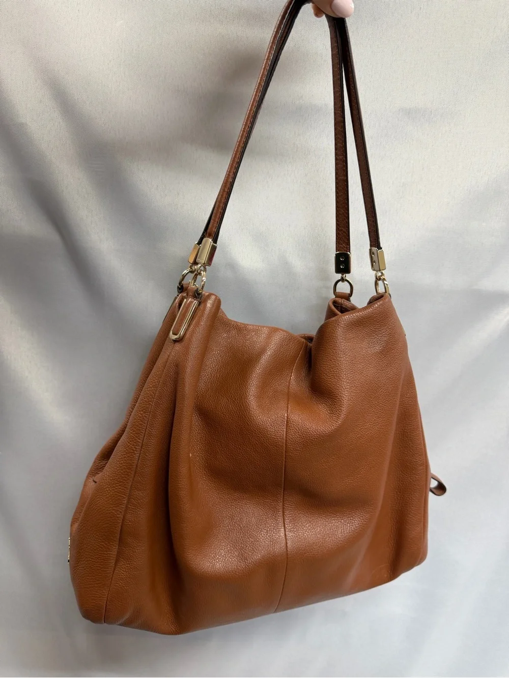 Coach spacious brown
